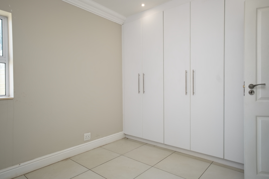 5 Bedroom Property for Sale in Blue Horizon Bay Eastern Cape